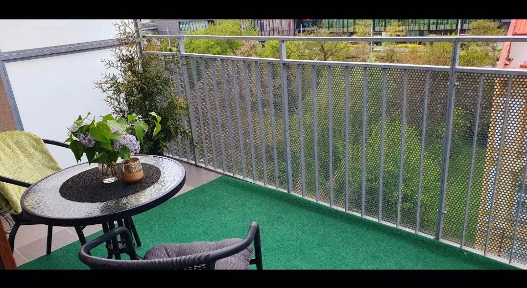 Apartman Jako Doma Оломоуц Экстерьер фото